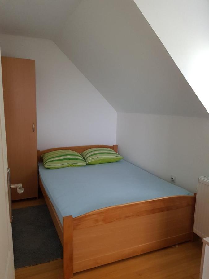 Holiday home Zlatiborsko Jutro 1 *